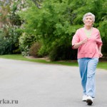 Какие физические упражнения полезны для пожилых людей?
