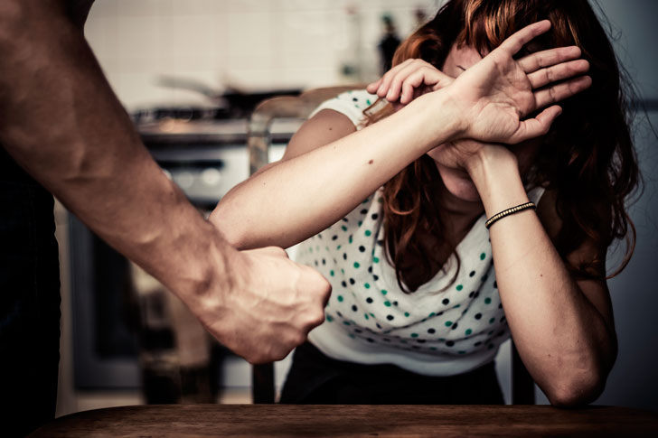 психологическое-насилие-в-семье