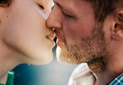 9 веских причин чаще целоваться