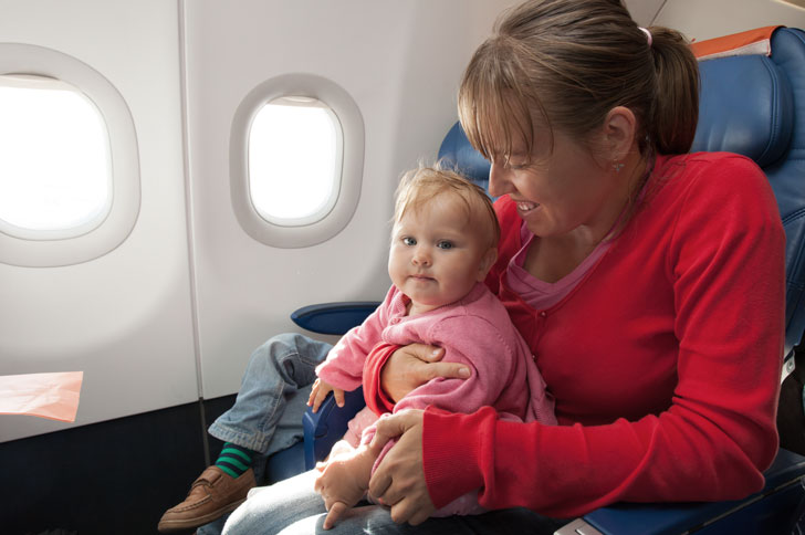 грудной ребенок в самолёте