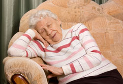 Как выбрать диван для пожилого человека?
