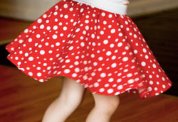 Как сшить детскую юбку в стиле Мини Маус?